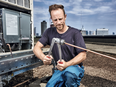 011180X COMBI KIT სპილენძის მილის გამაფართოებელი ქანჩი 12- 22მმ - 3